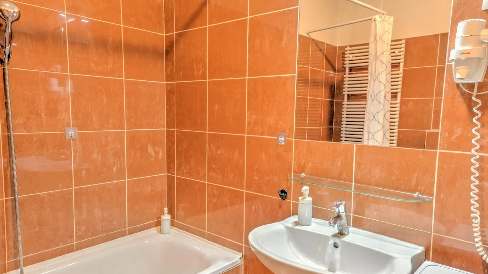 Budapest City Center Apartments Ungarn