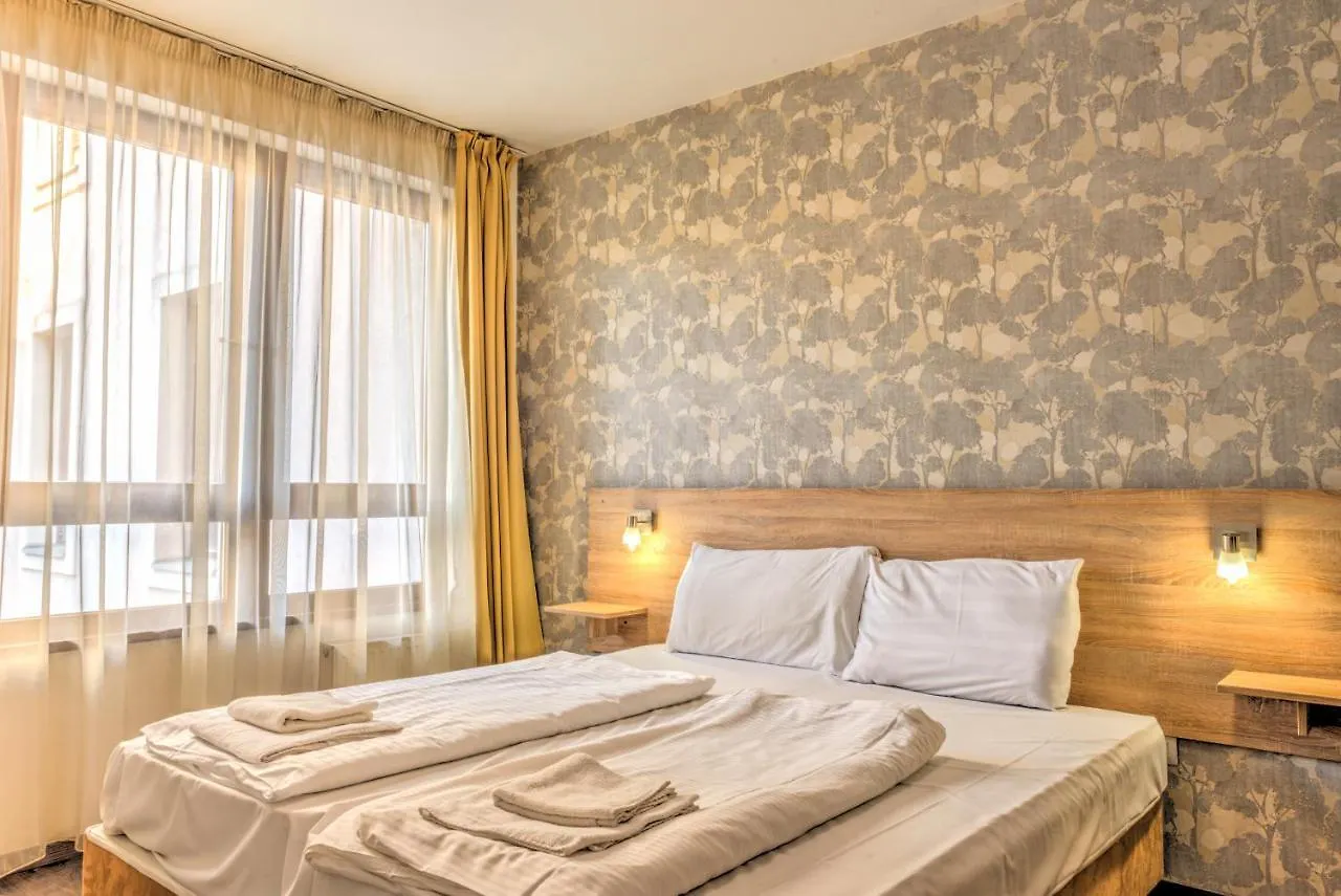 Budapest City Center Apartments 0*,